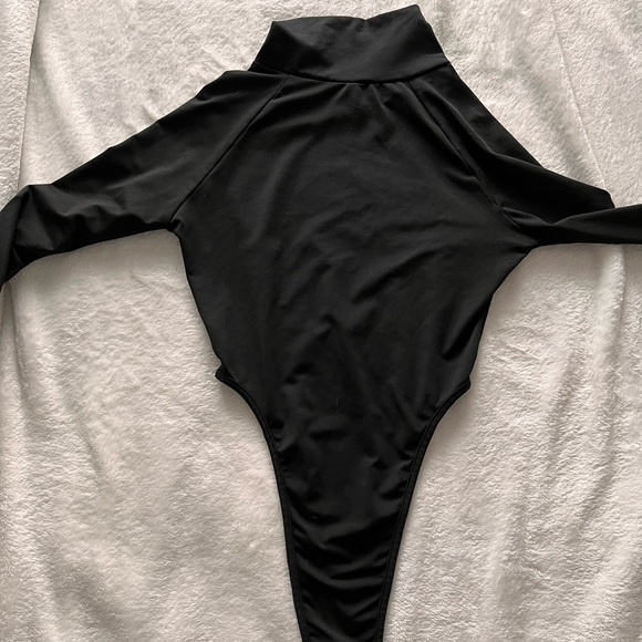 HIGH WAISTED LONGSLEEVE BODYSUIT W MOCK NECK - Picture 2 of 4